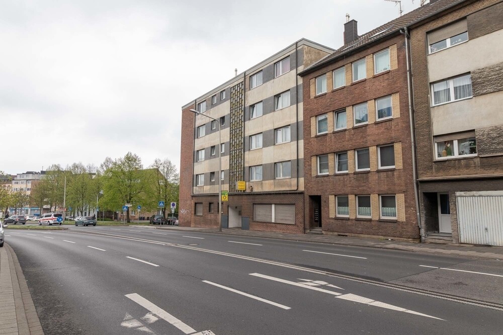 Straßenansicht