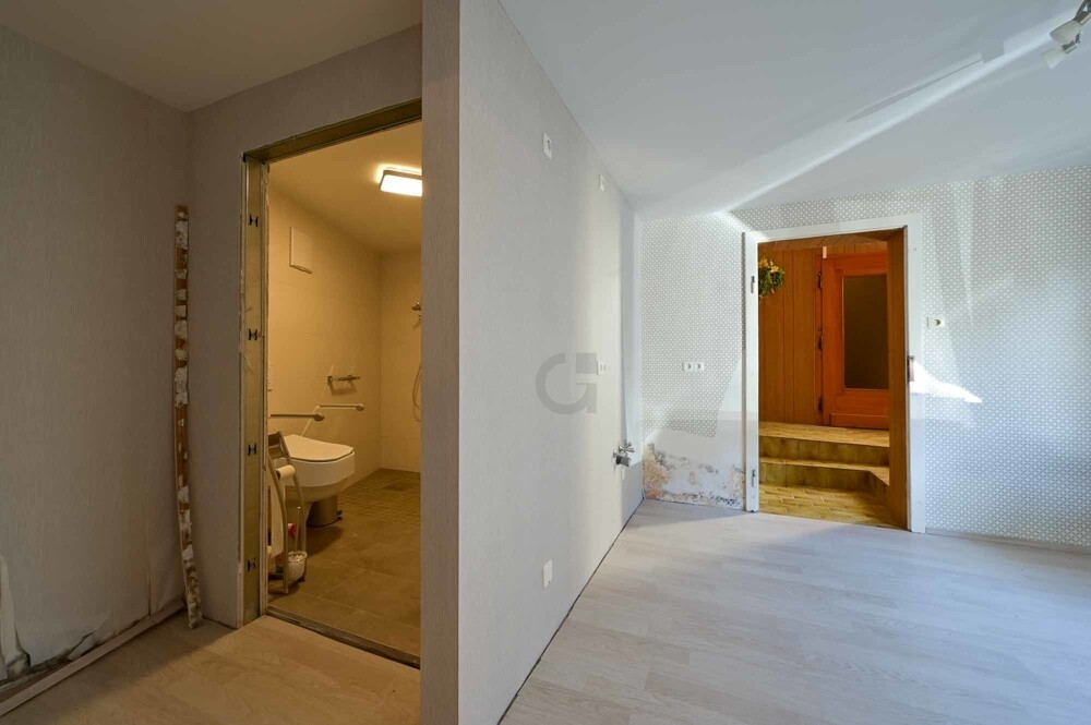 lafzimmer mittlerer Altbau EG