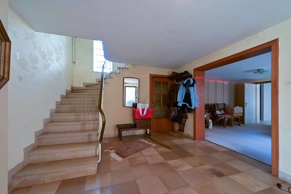 Eingangsdiele vorderer Altbau