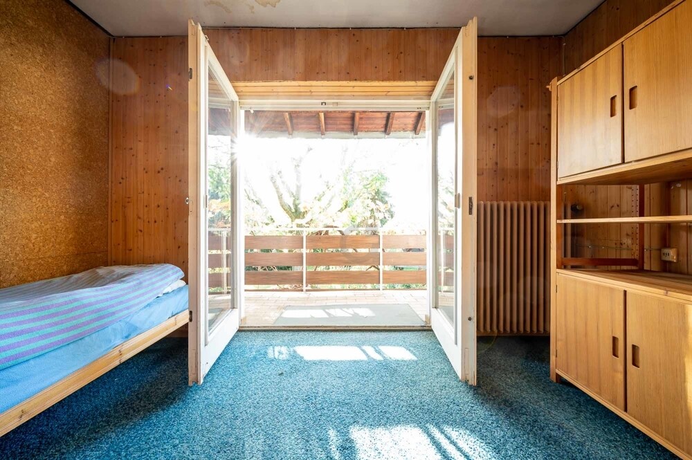 Kinderzimmer / Zugang Loggia