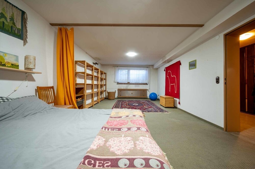 Wohn-Hobby-Raum im Keller