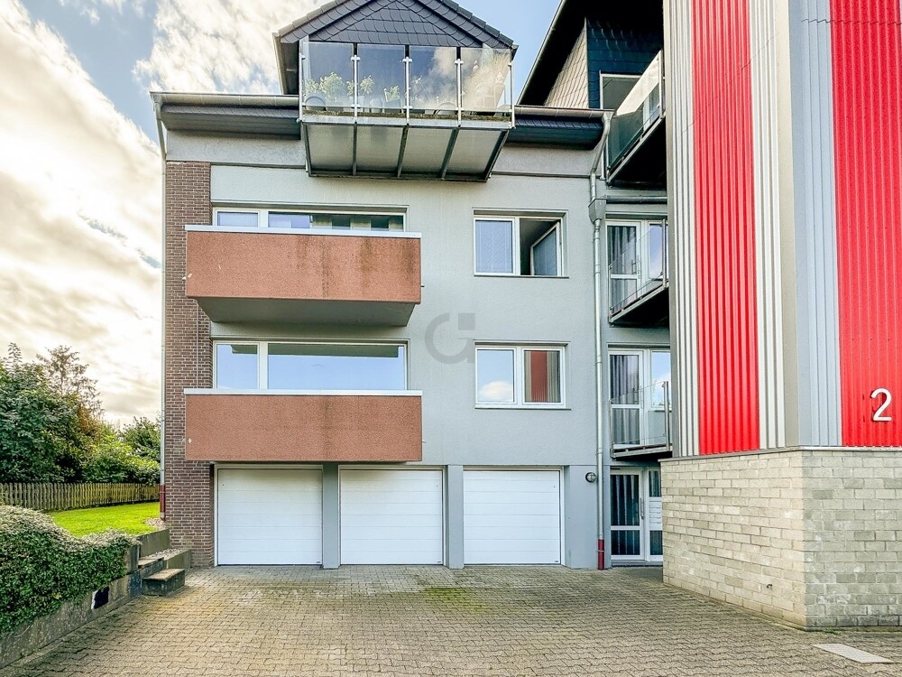 Zugfahrt Garagen