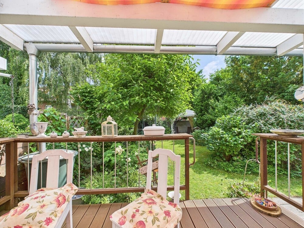 überdachter Terrassenbereich
