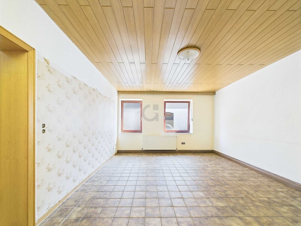 Raum 1 EG zur Straße