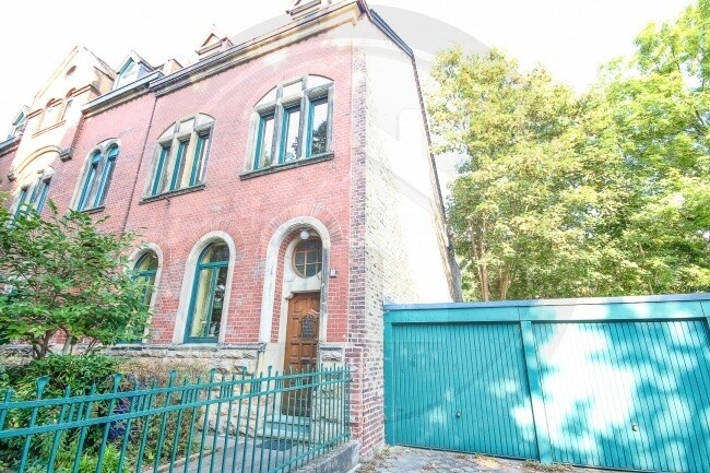Straßenansicht