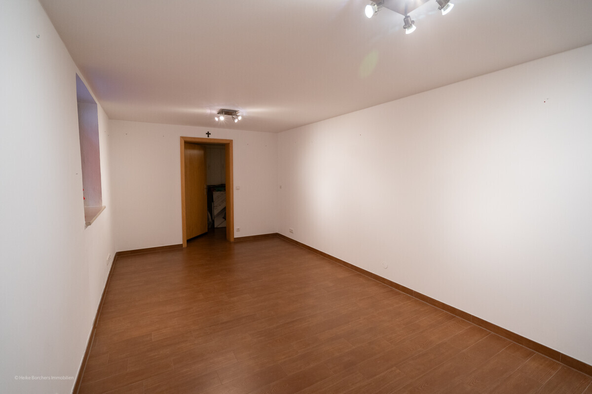 Büro KG