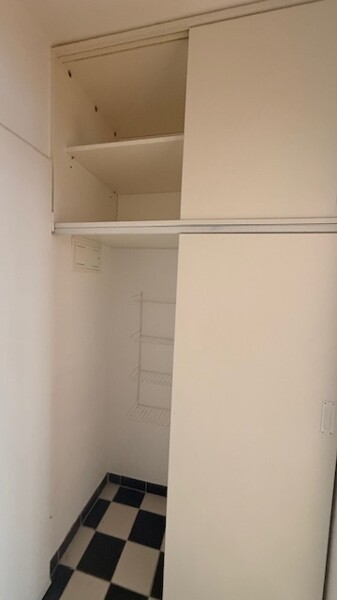 Wandschrank /Garderobe