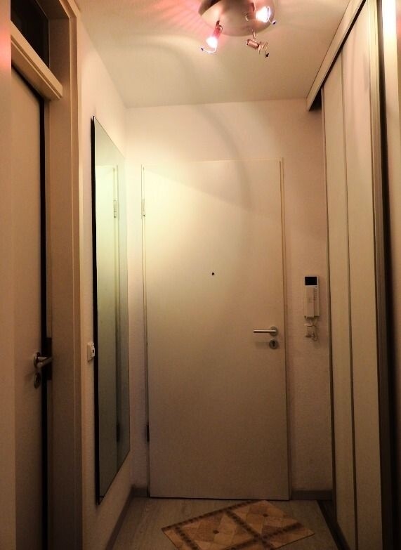 Diele mit grossem Einbauschrank
