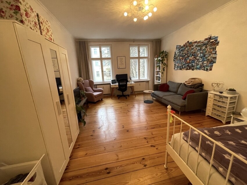 Wohn-:Schlafzimmer