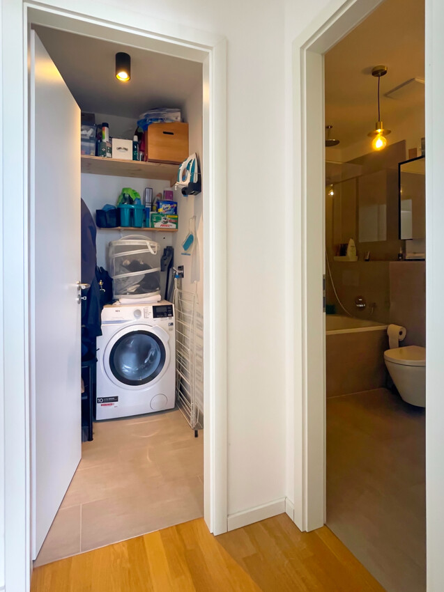 utility room, bathroom
