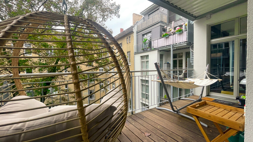 großer Balkon