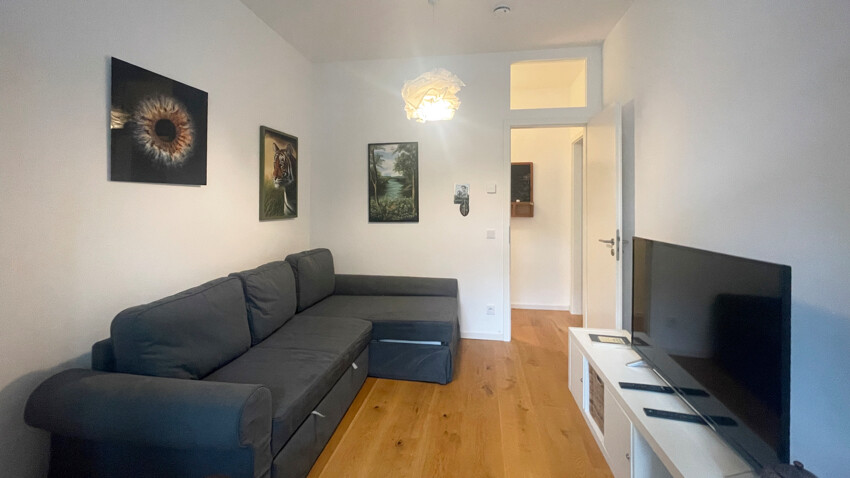 Schlafzimmer 1