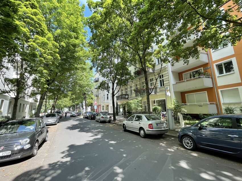 Straßenansicht