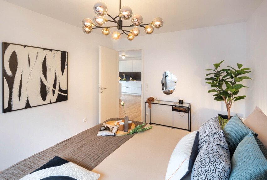 Musterwohung_Schlafzimmer_Blick-zur-Tuer.jpg