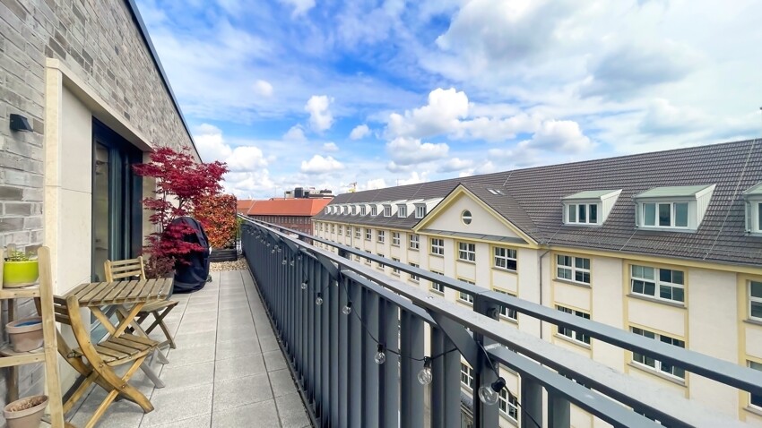 Terrace street side