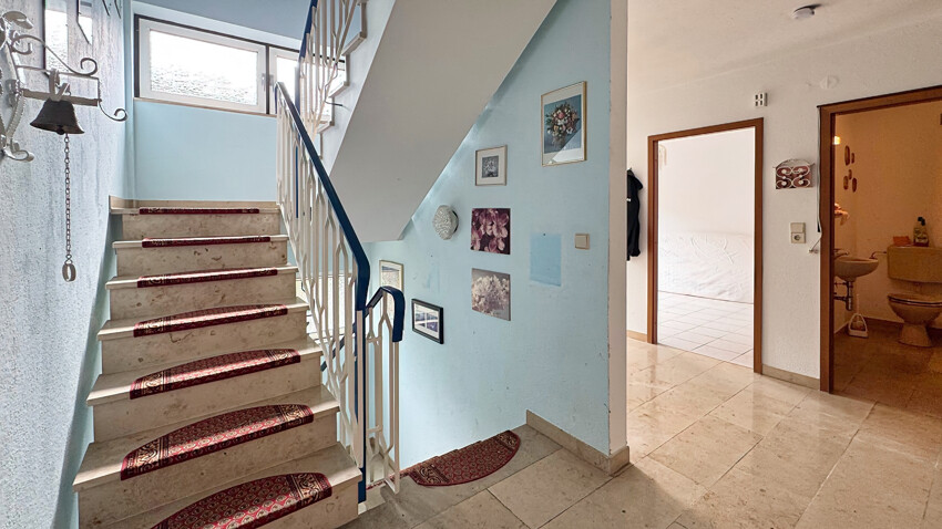 EG Treppe zum OG