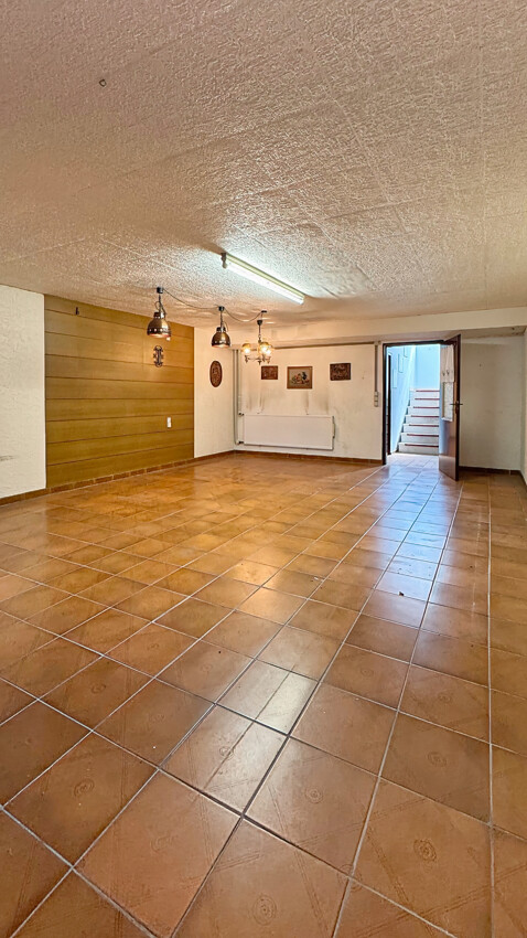 KG großer Partyraum