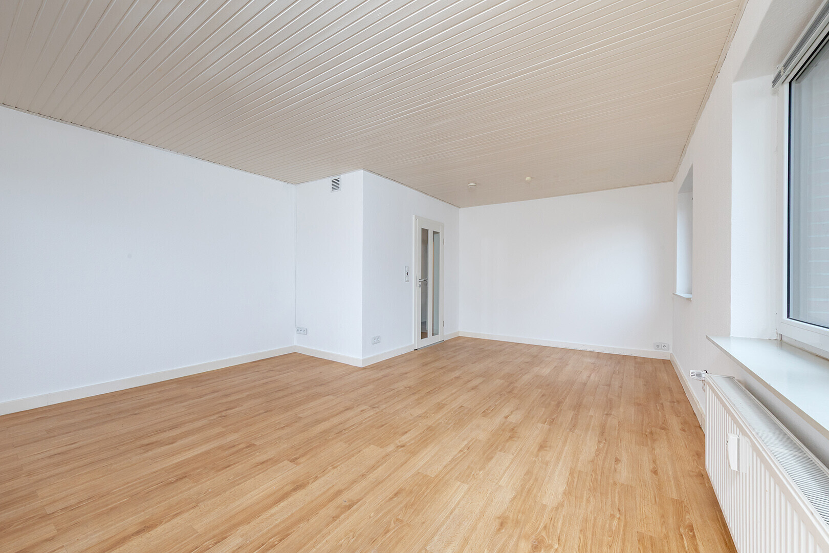 Großzügiges Wohnzimmer