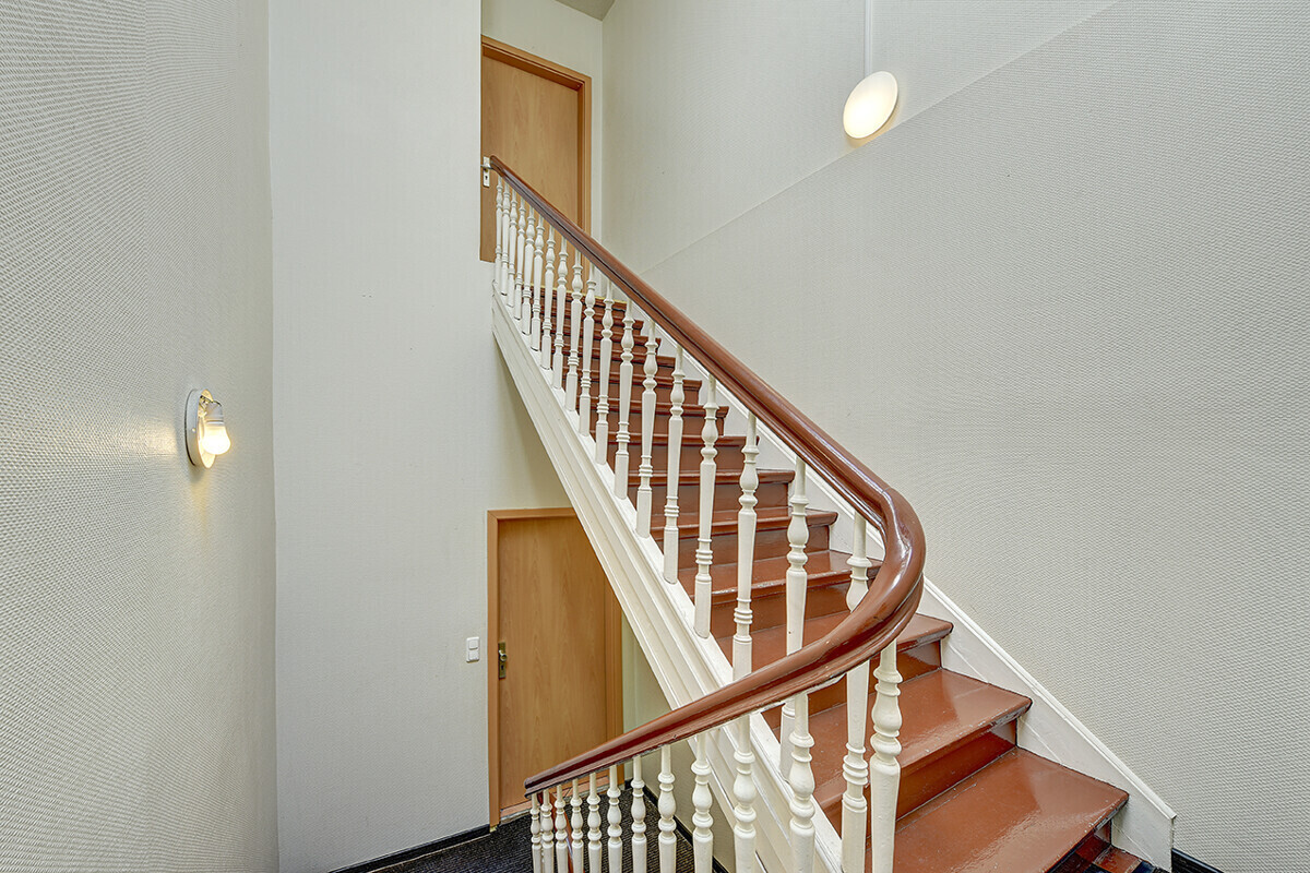 Treppenhaus zum 2. OG