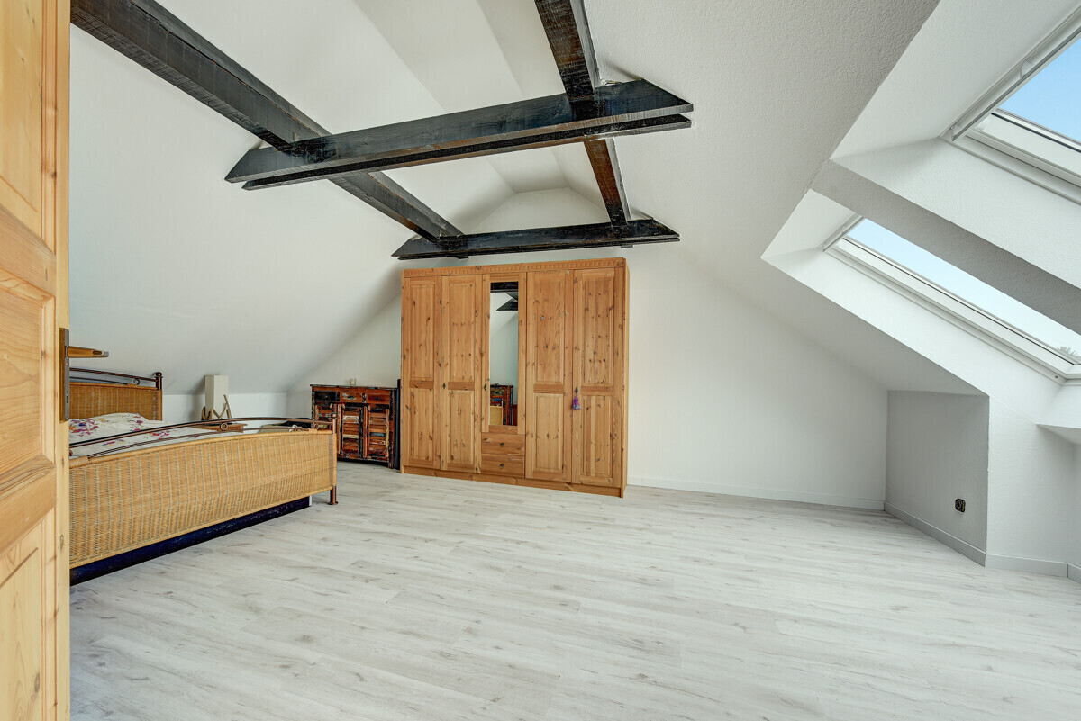 Schlafzimmer DG