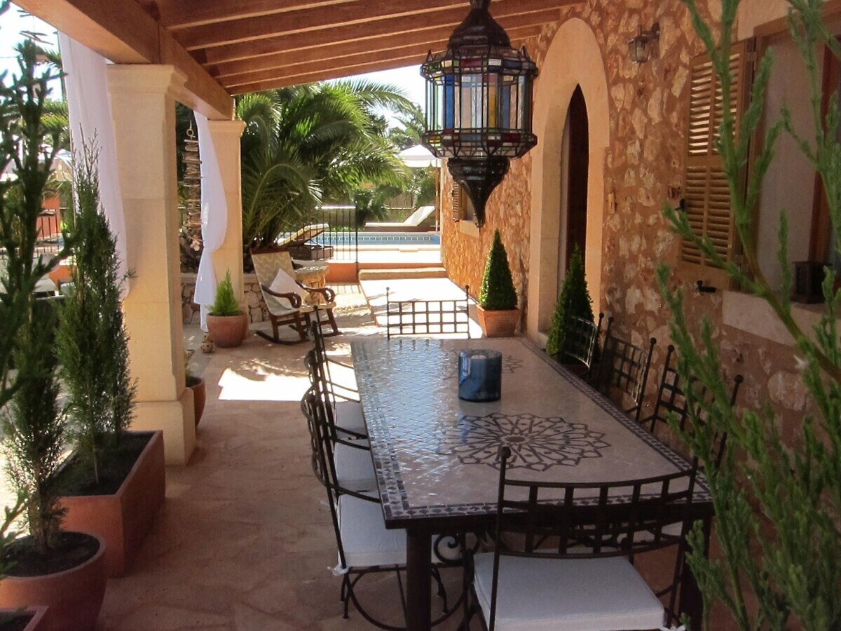 Überdachte Terrasse