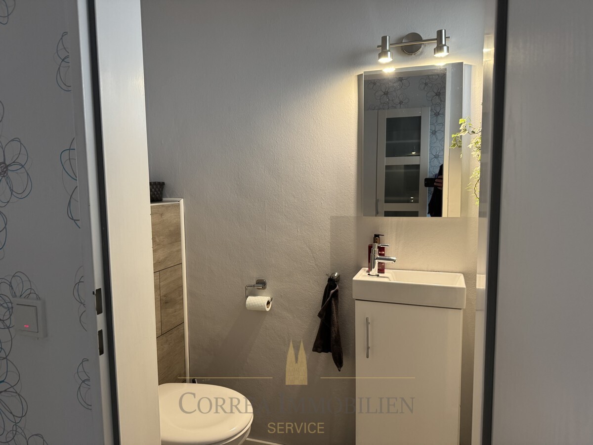 EG Gäste-WC, Fröbelstr. 68, 50767 Köln