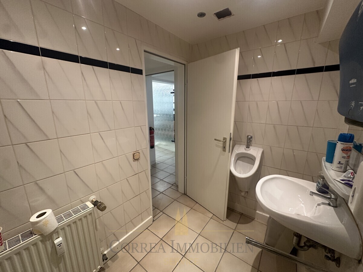 UG_Herren WC
