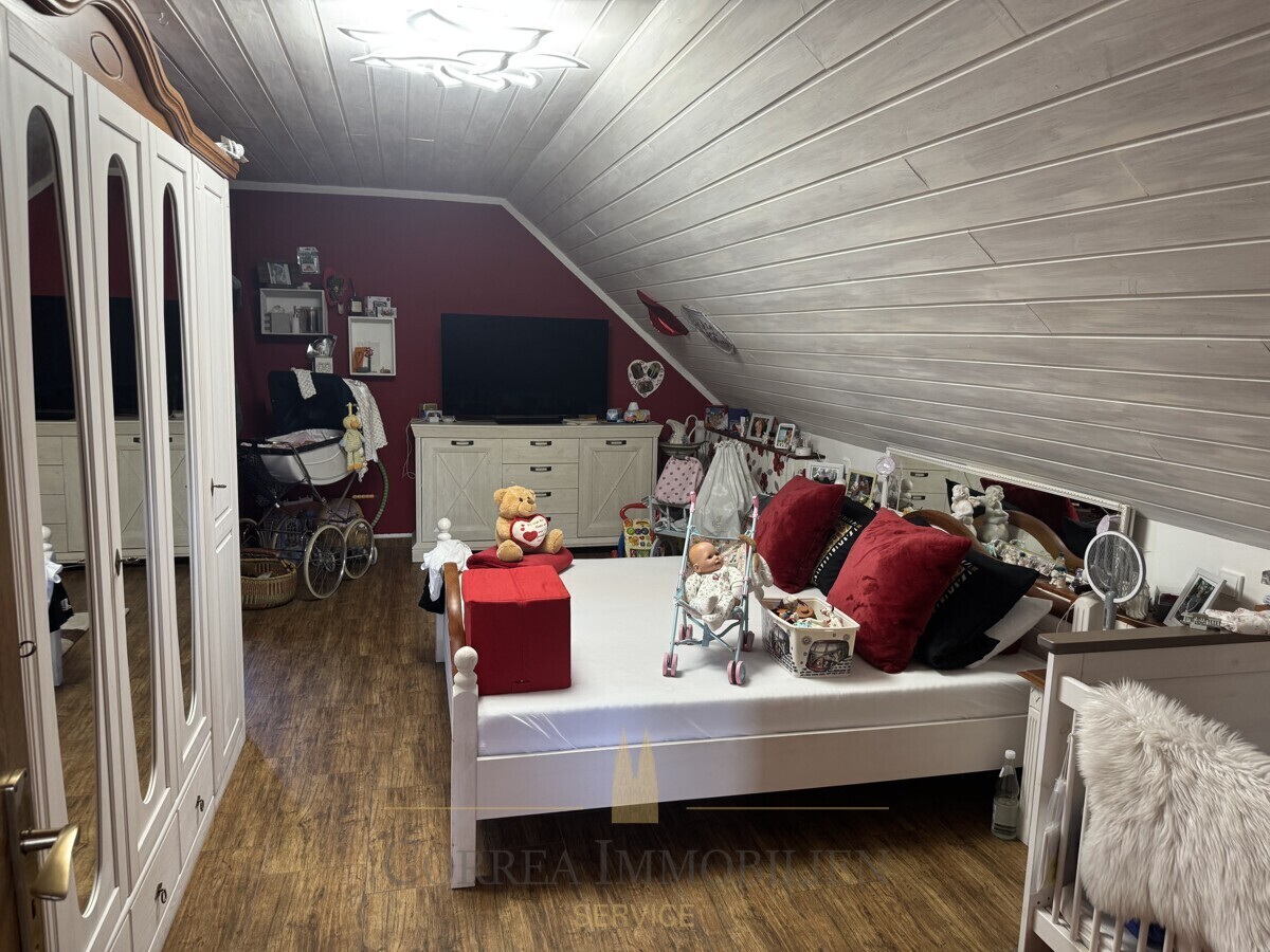Schlafzimmer 2, OG OG
