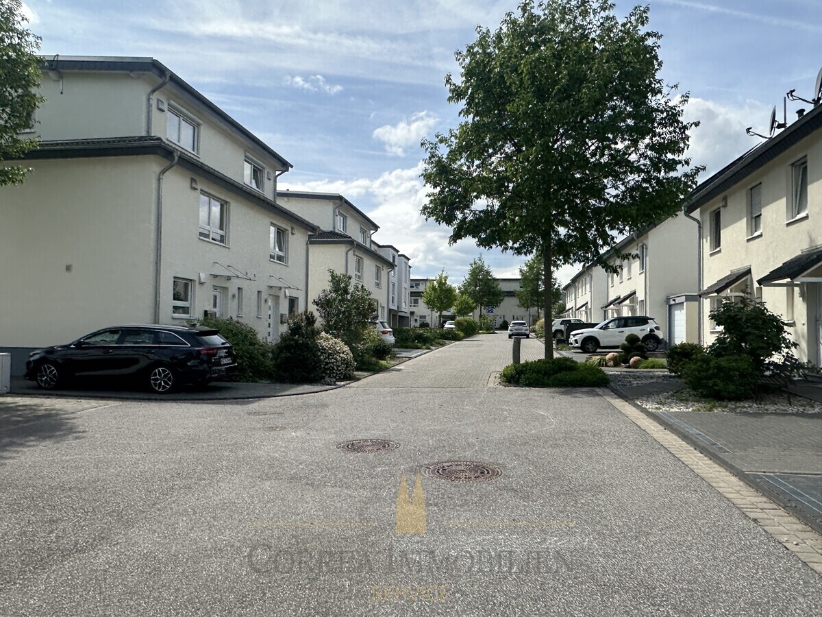 Straßenansicht