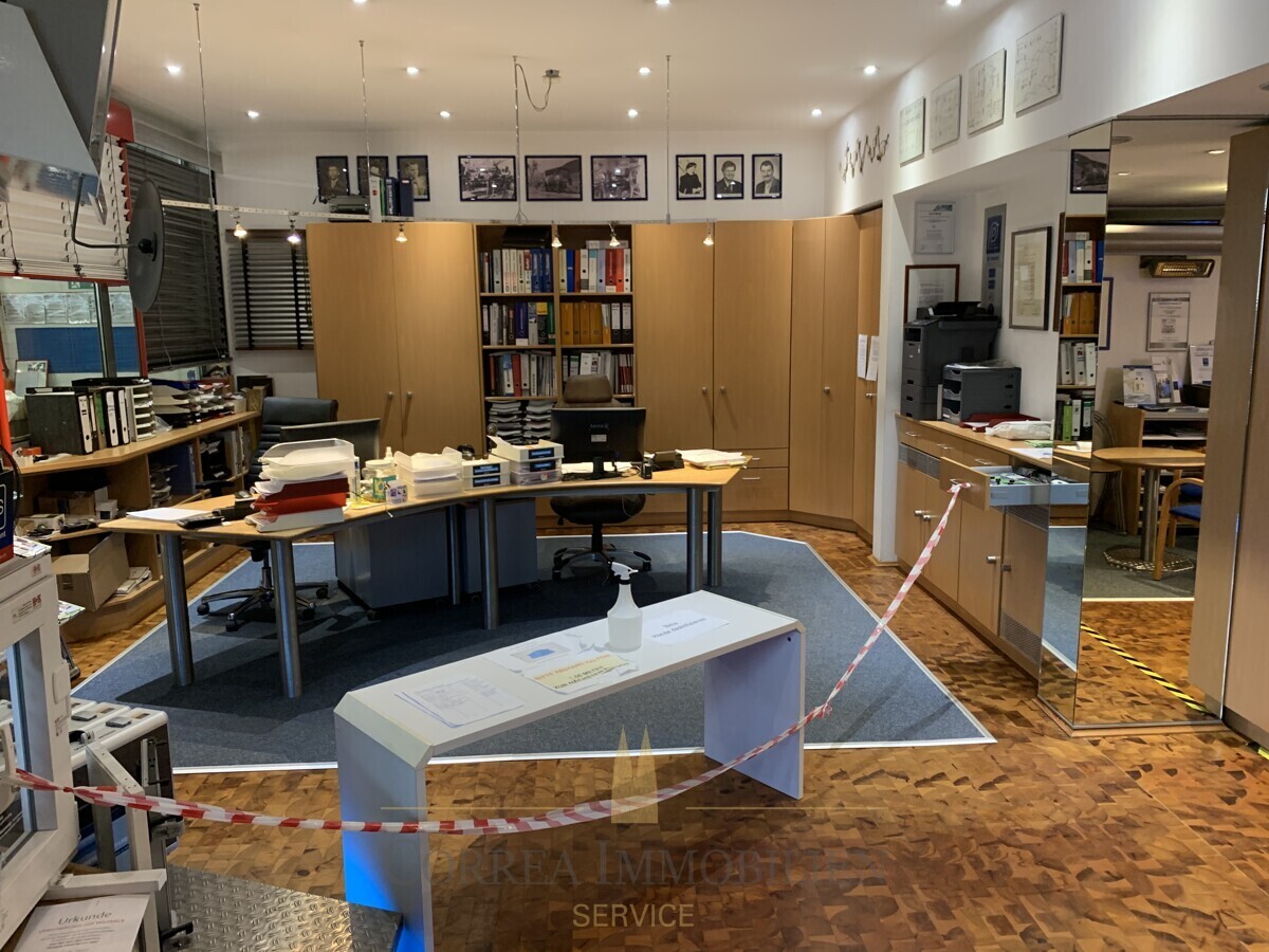 Büro Ausstellungsraum EG