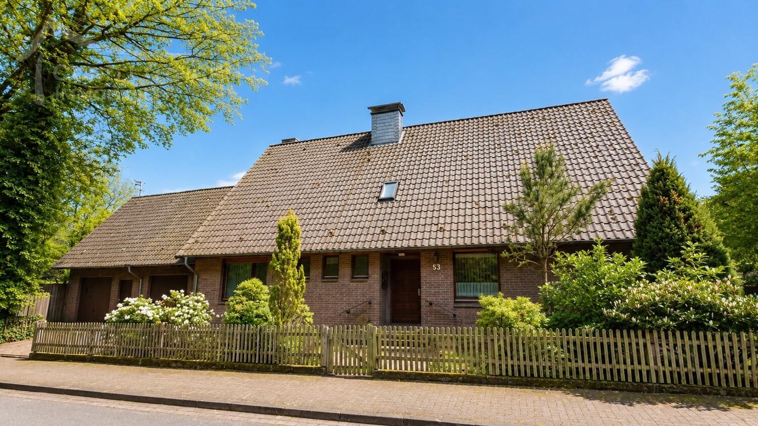 Vorderansicht II