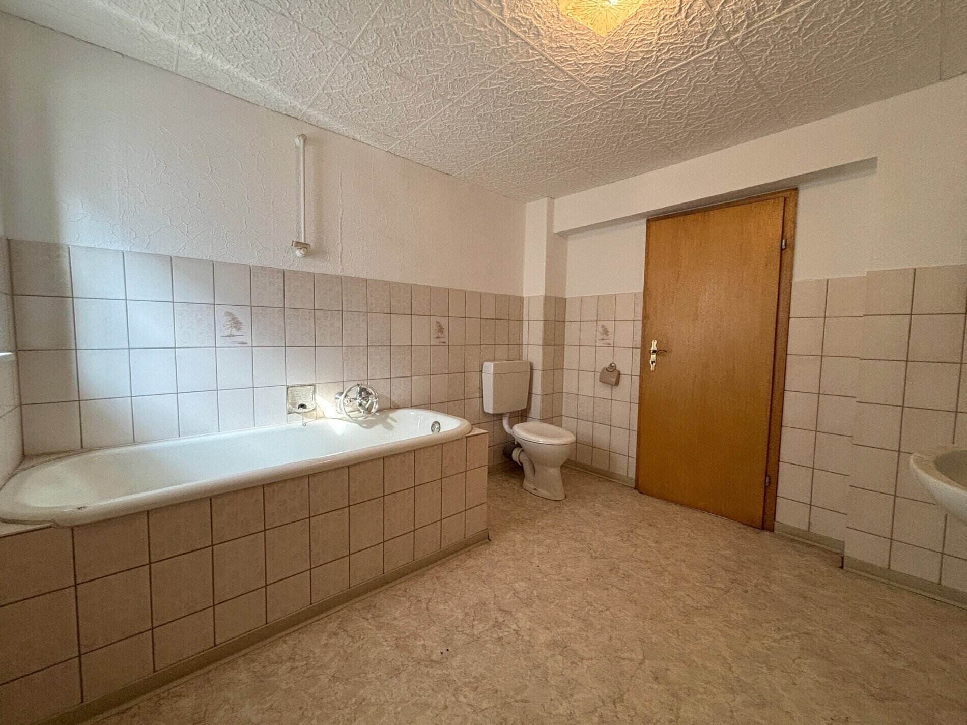 Badezimmer EG