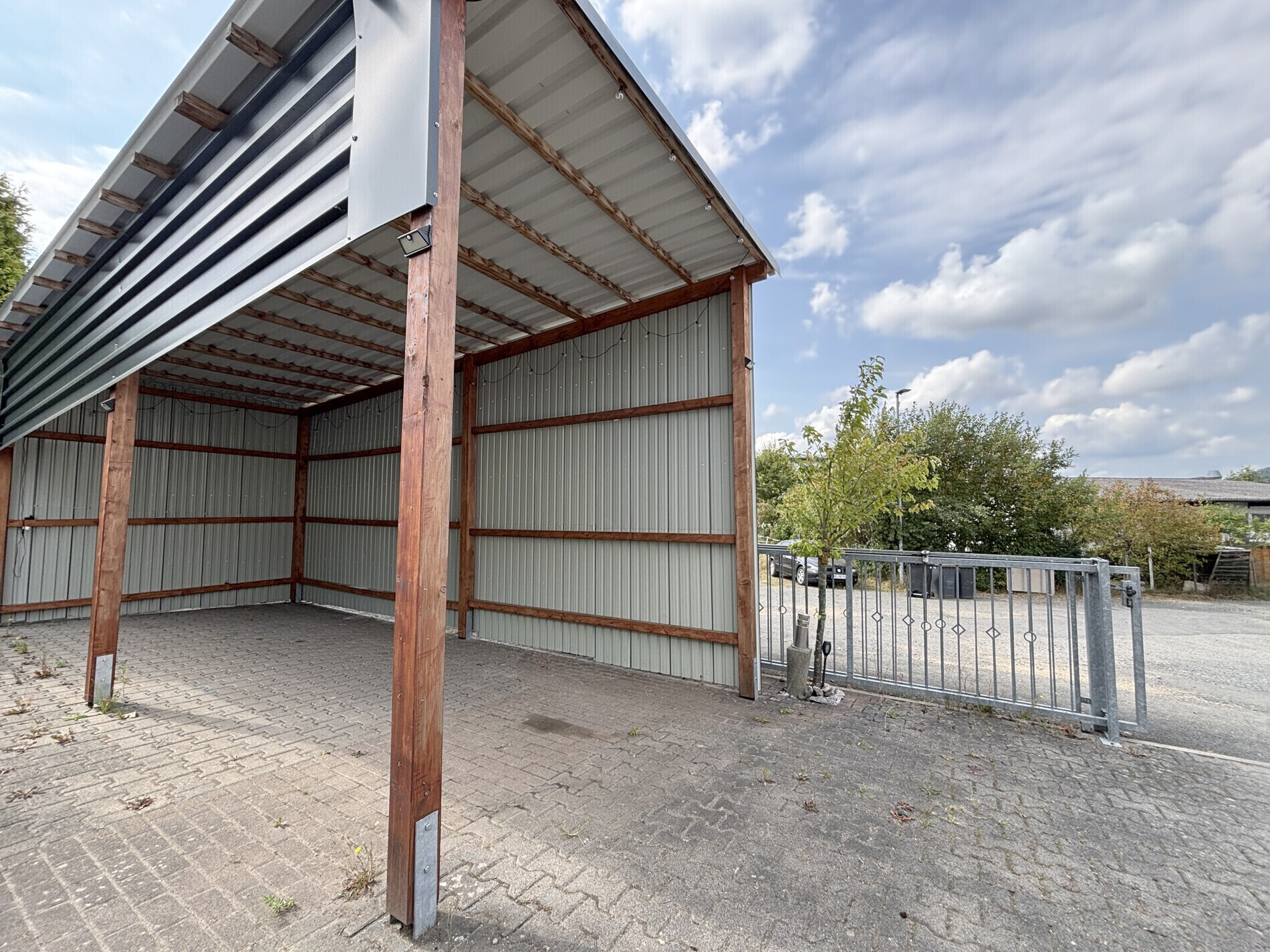 Carport