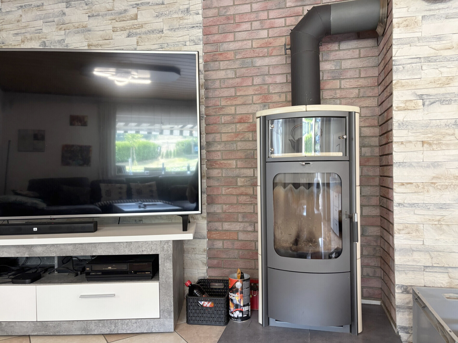 Kamin EG