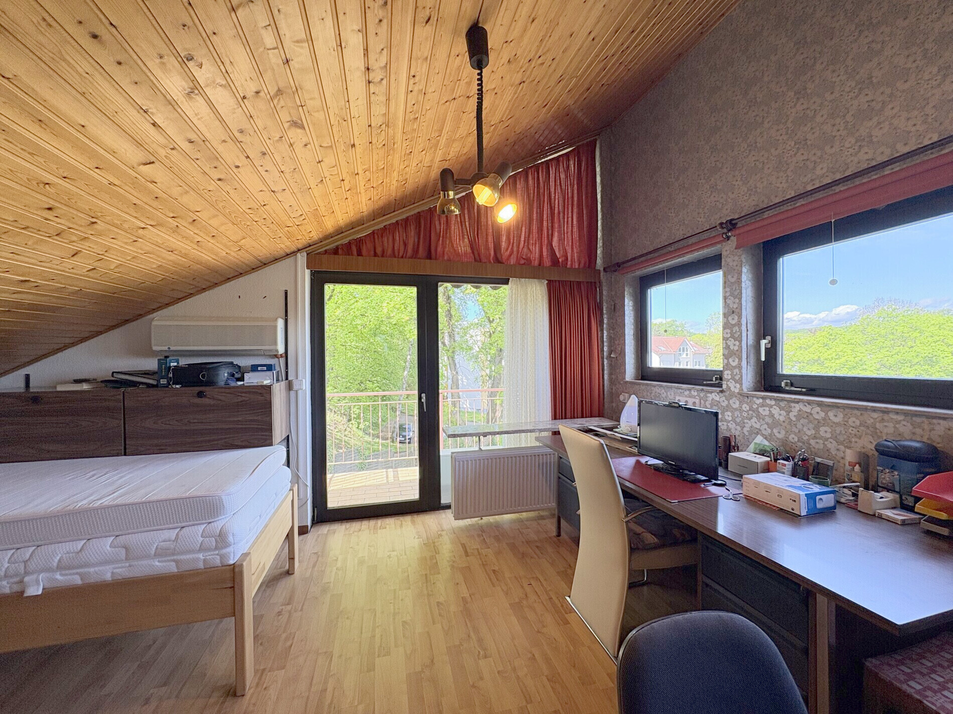Arbeitszimmer (OG)