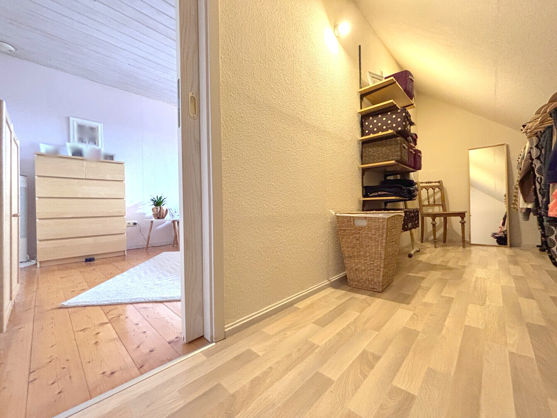 Schlafzimmer & Ankleide