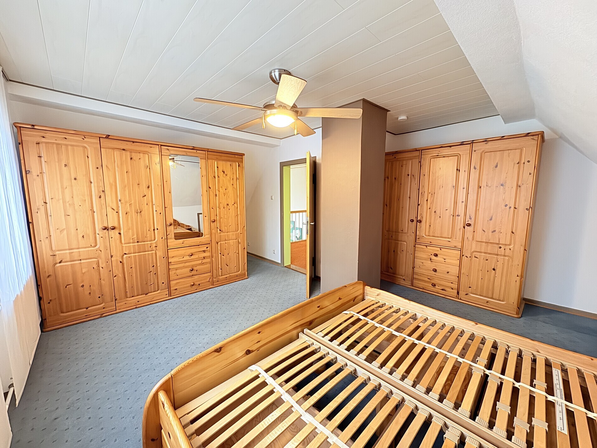Schlafzimmer (OG)