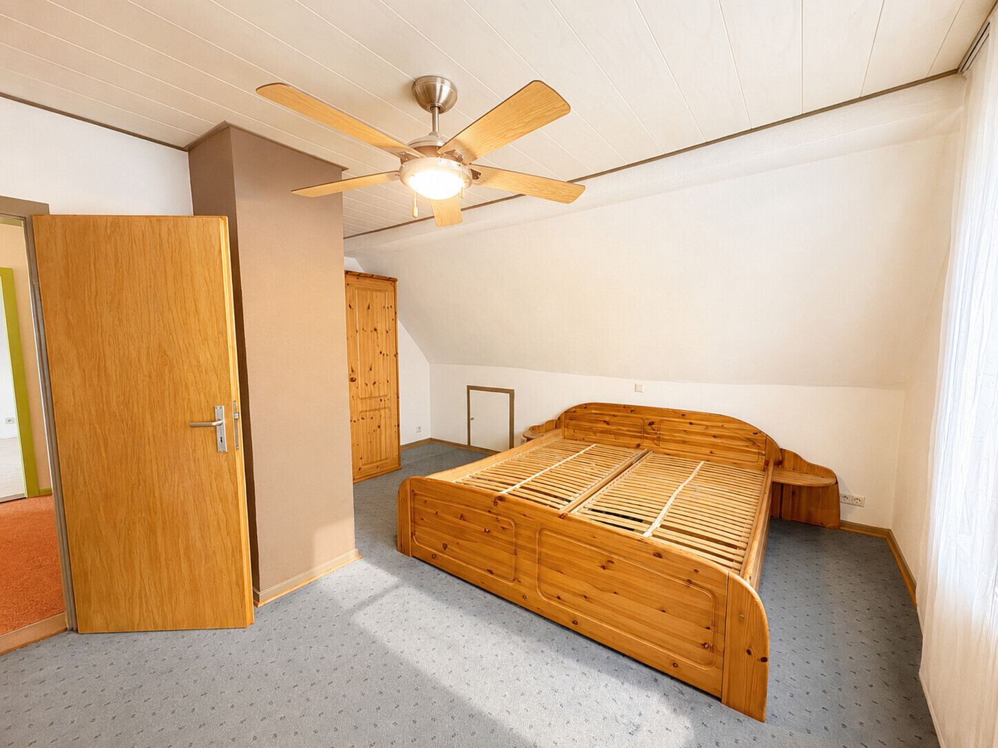 Schlafzimmer (OG)