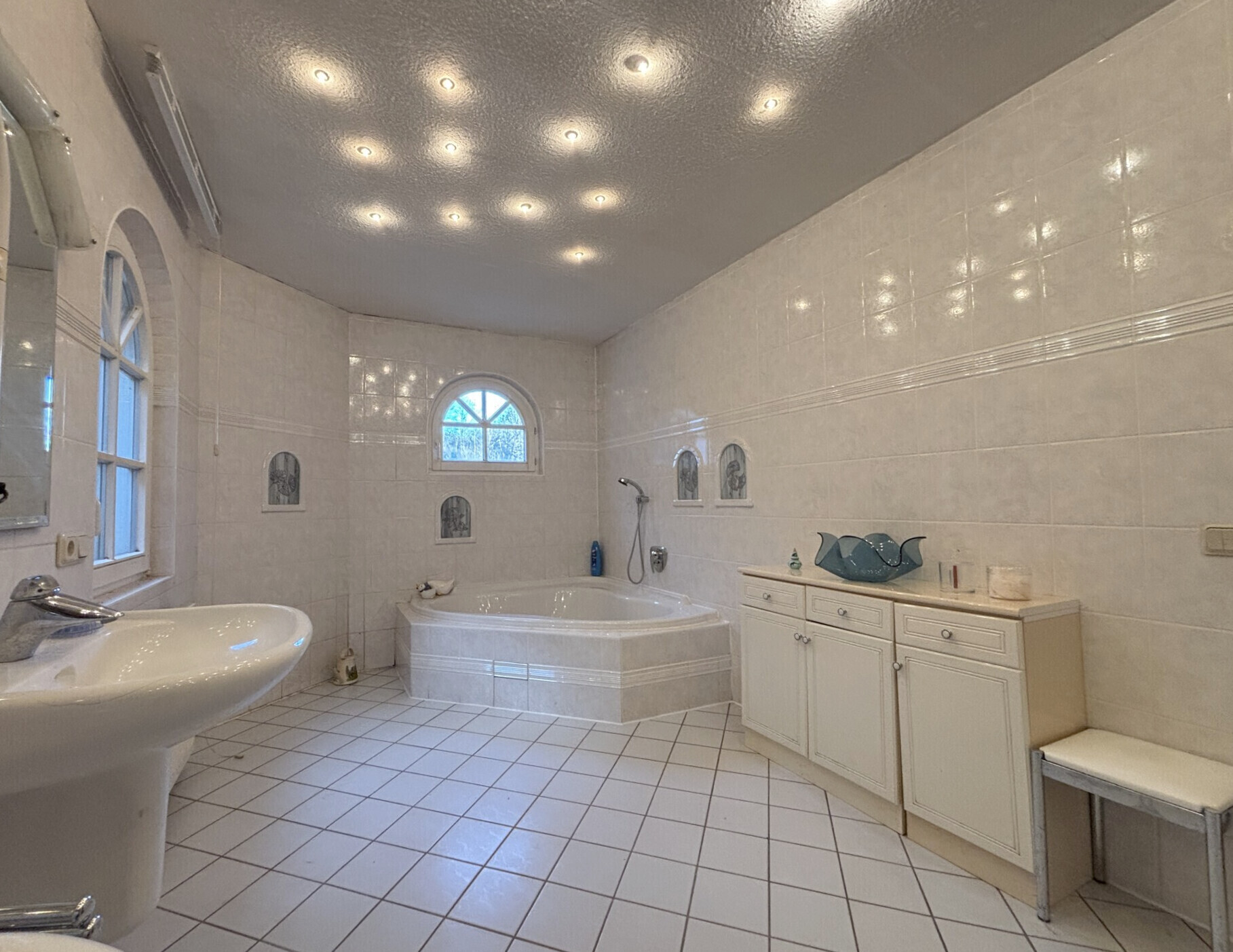 Badezimmer Gartengeschoss