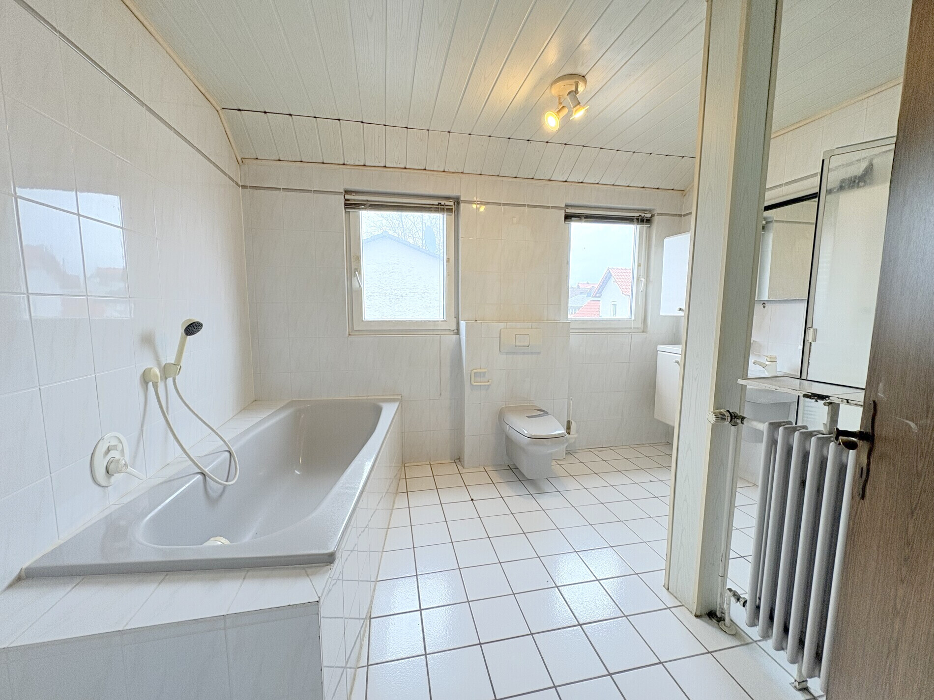 Badezimmer (OG)