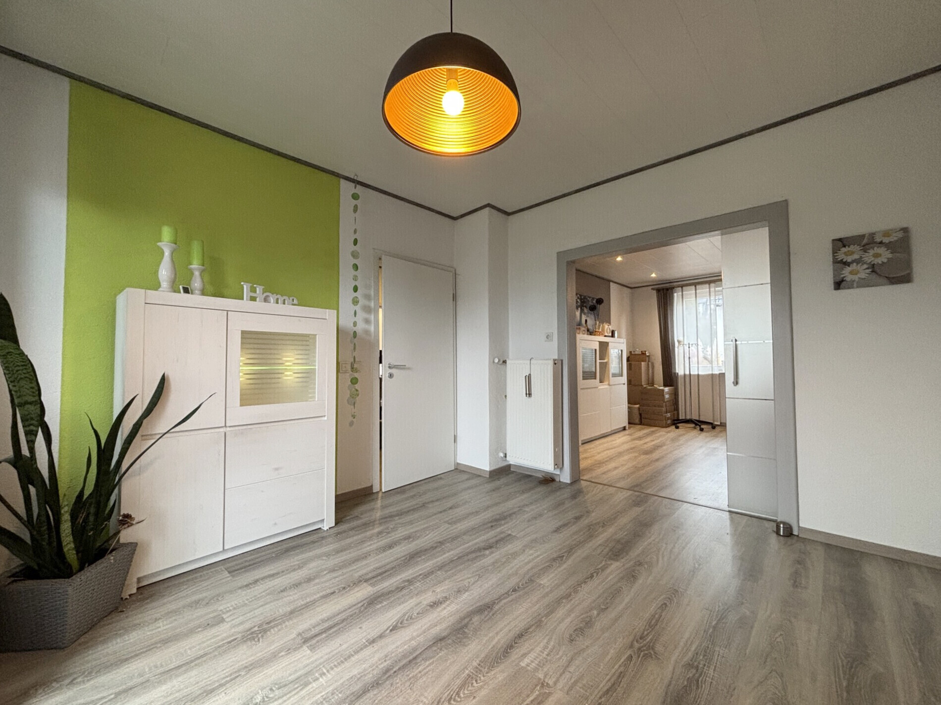 Durchgangszimmer EG