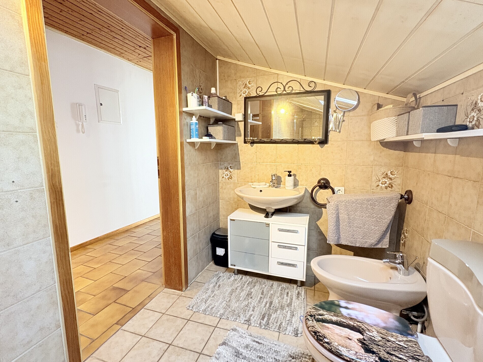 Badezimmer (OG)