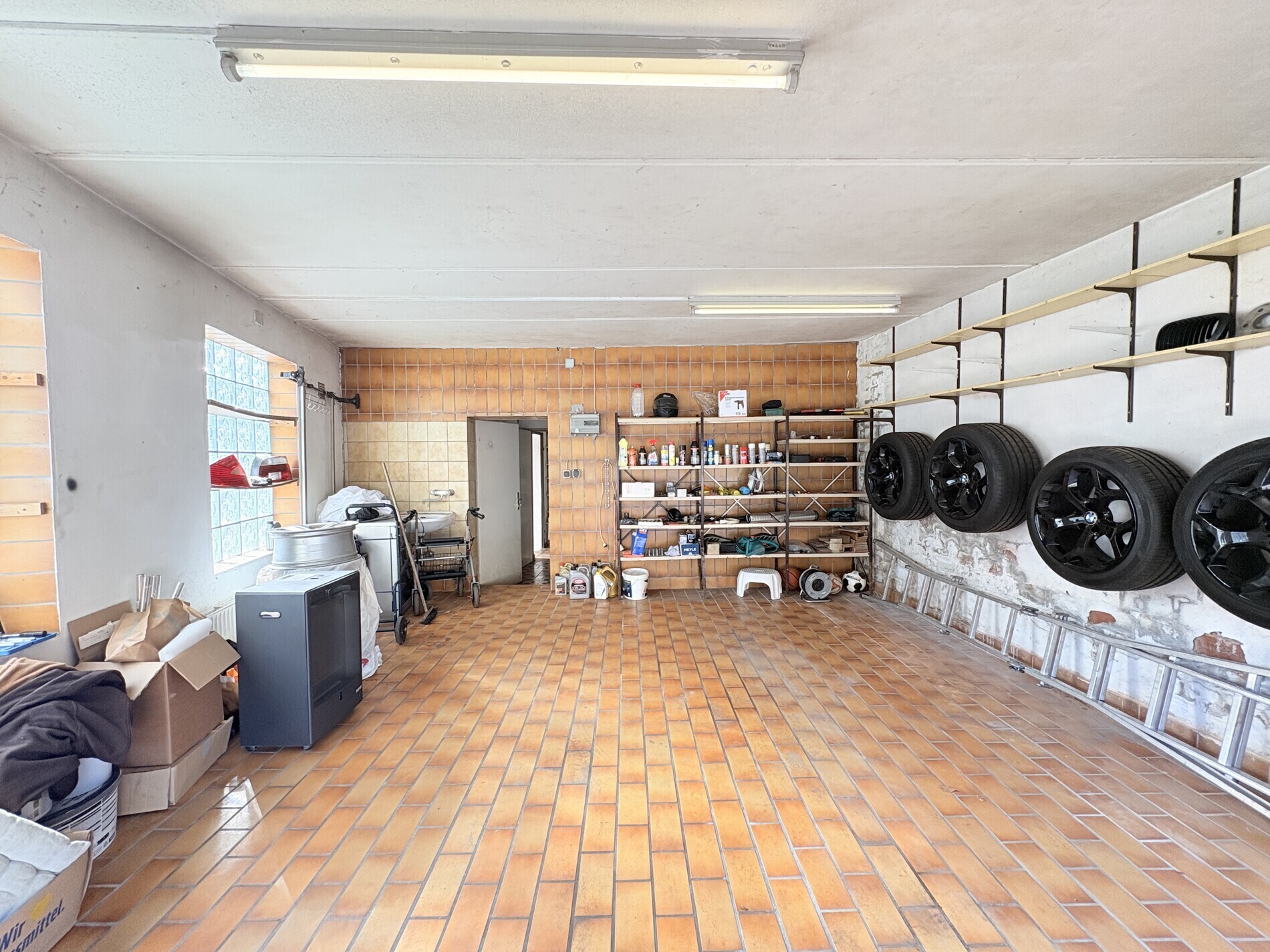 Garage