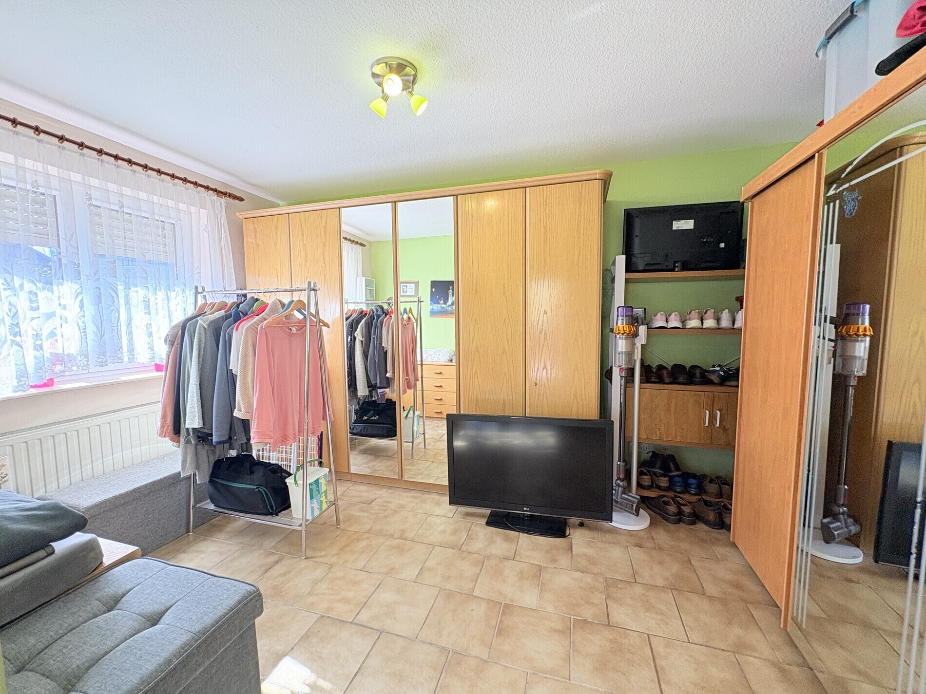 Ankleidezimmer (EG)