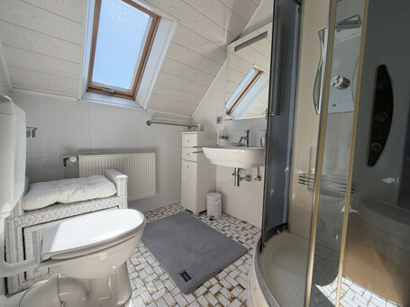 Badezimmer DG