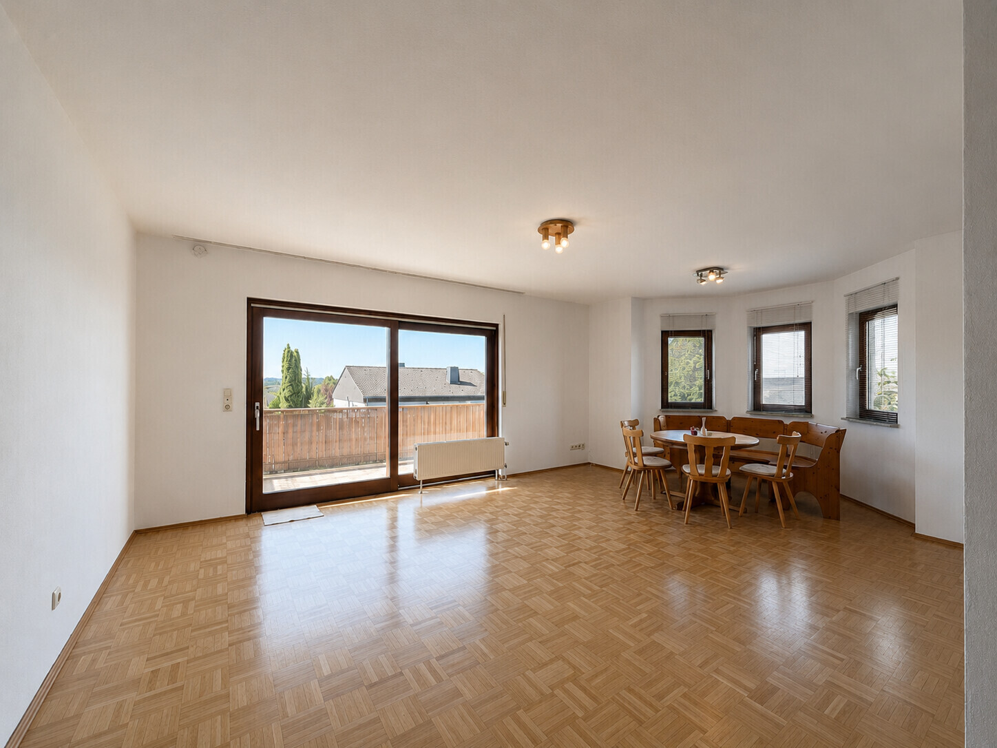 Wohn- und Esszimmer