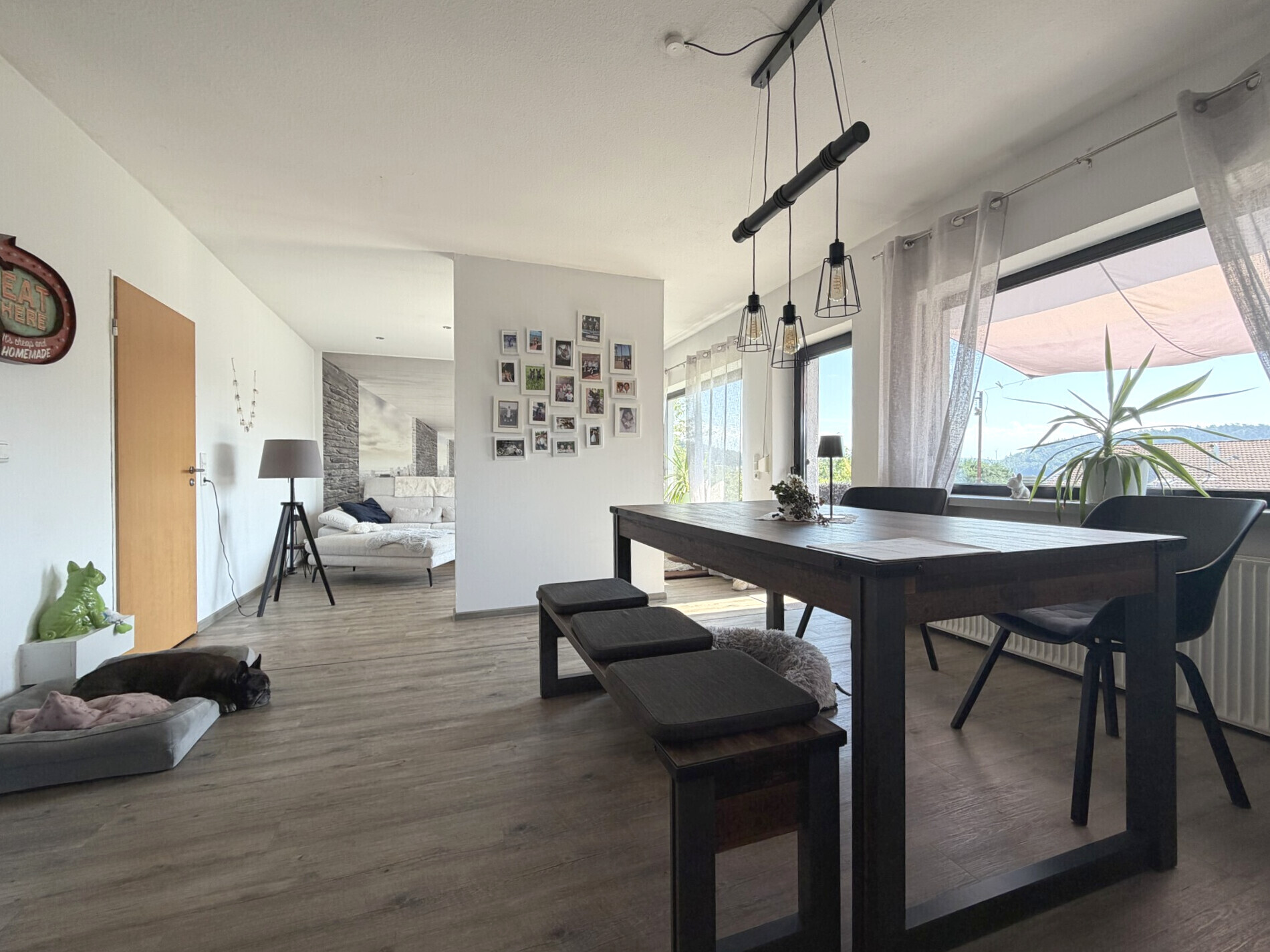 Wohn- und Esszimmer