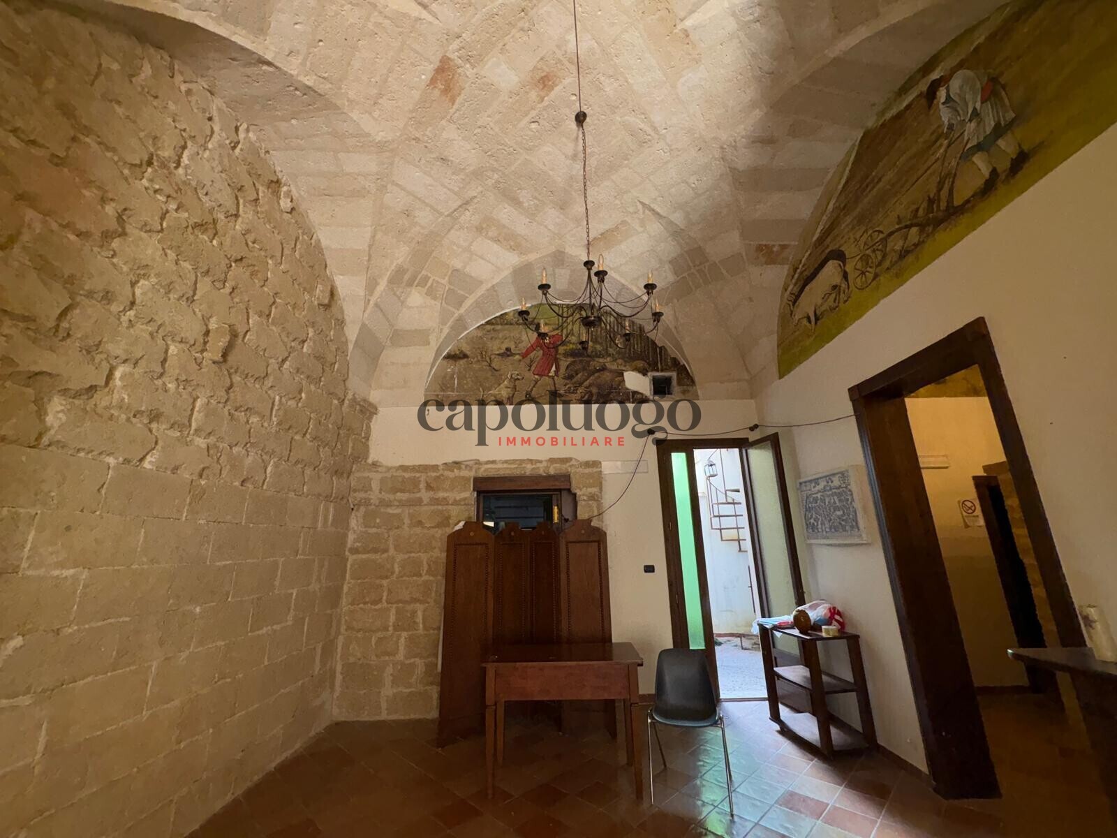 82227232-f536-473d-8179-1013031747e0