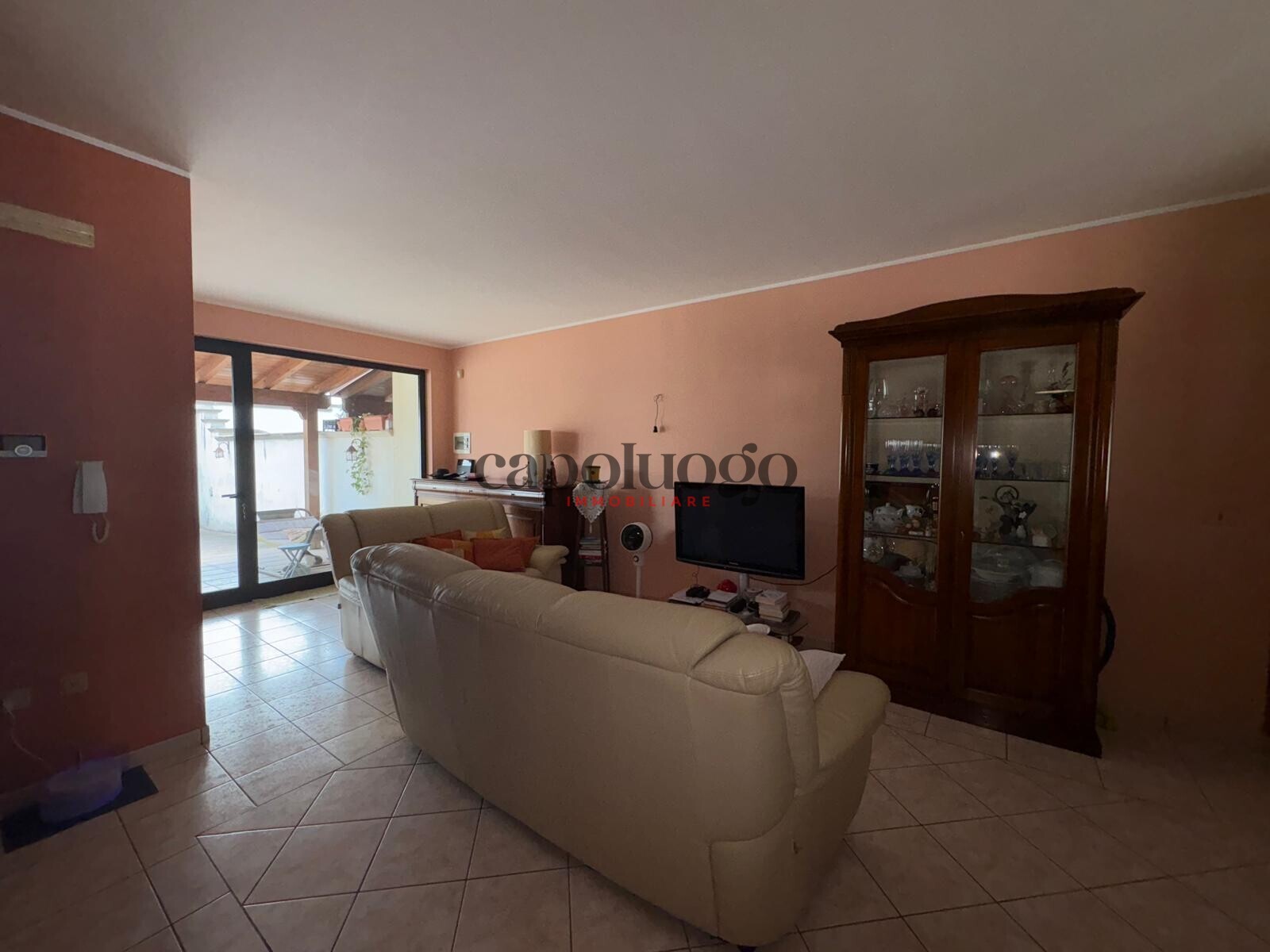 8c27f374-bce4-4644-bb4f-4f0df5332d0f