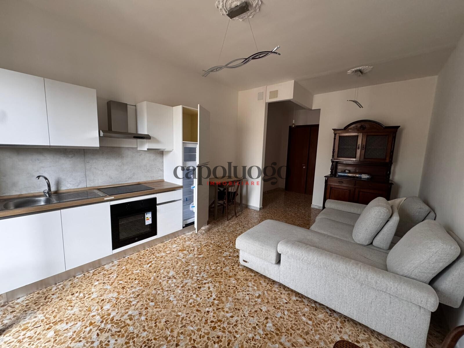 WhatsApp Image 2025-10-04 at 12.13.44 (4)